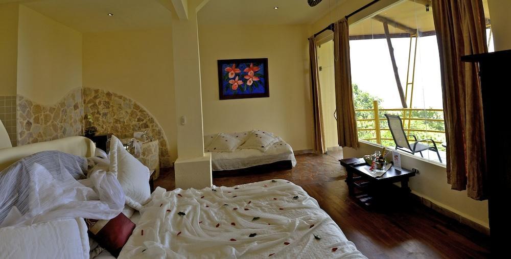 Issimo Suites Boutique Hotel & Spa - Adults Only Manuel Antonio Exterior foto